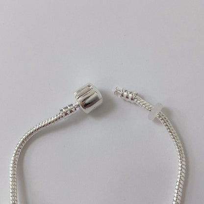 Pulsera Dora con Dijes- Metal Blanco PAR073
