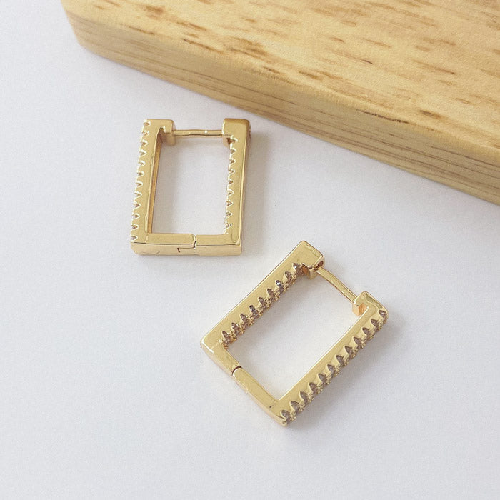 Aros Dorados Micro Cristal - Cuadrado 20 mm AAD074